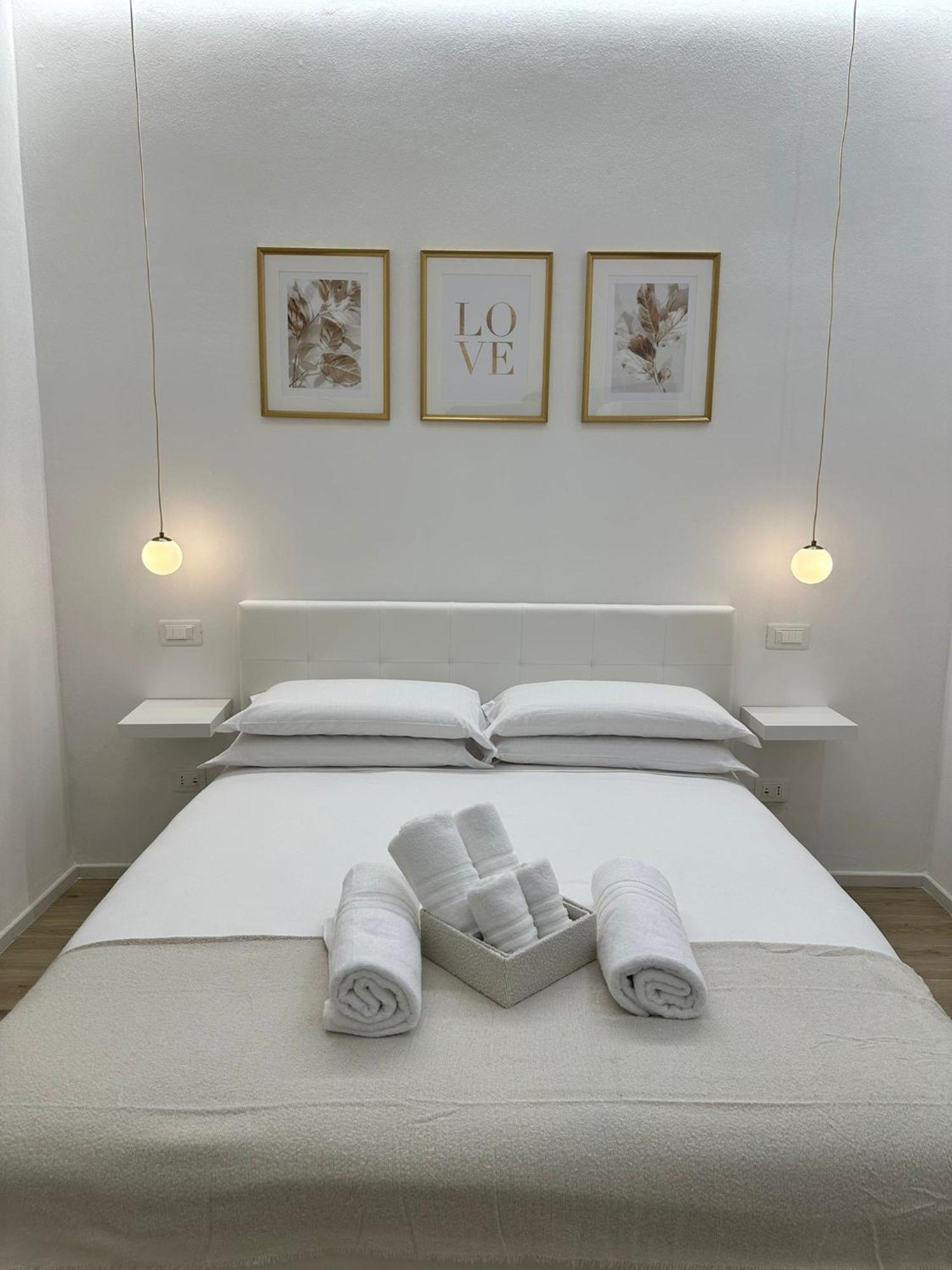 Center Rooms לה ספציה מראה חיצוני תמונה