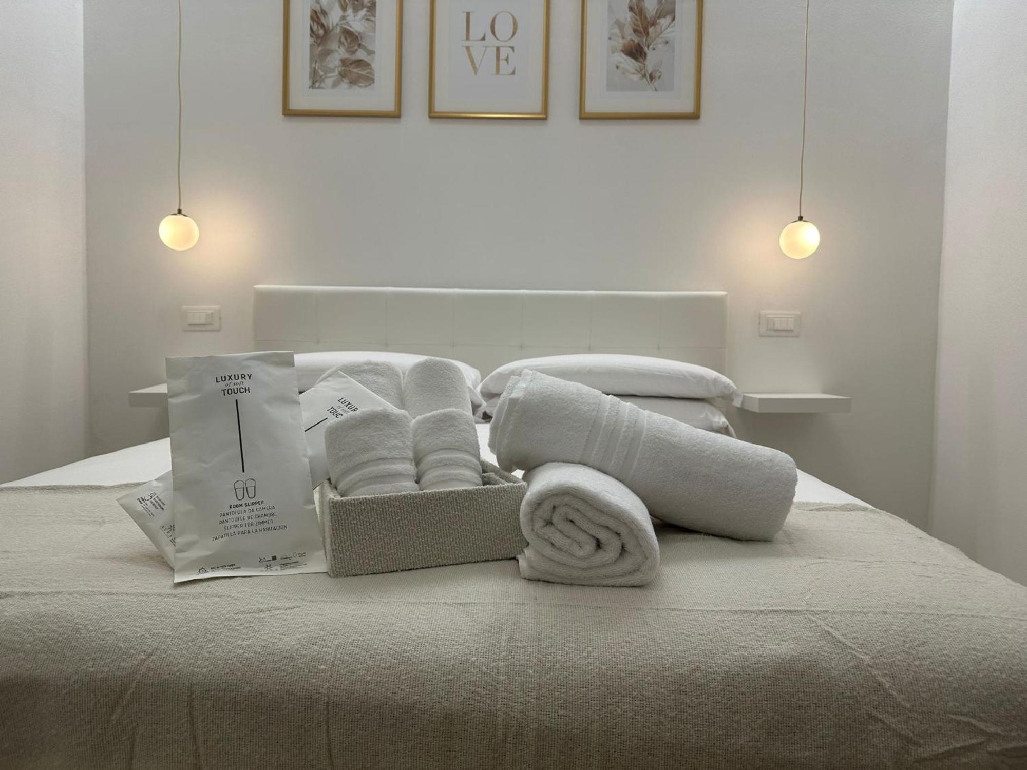 Center Rooms לה ספציה מראה חיצוני תמונה