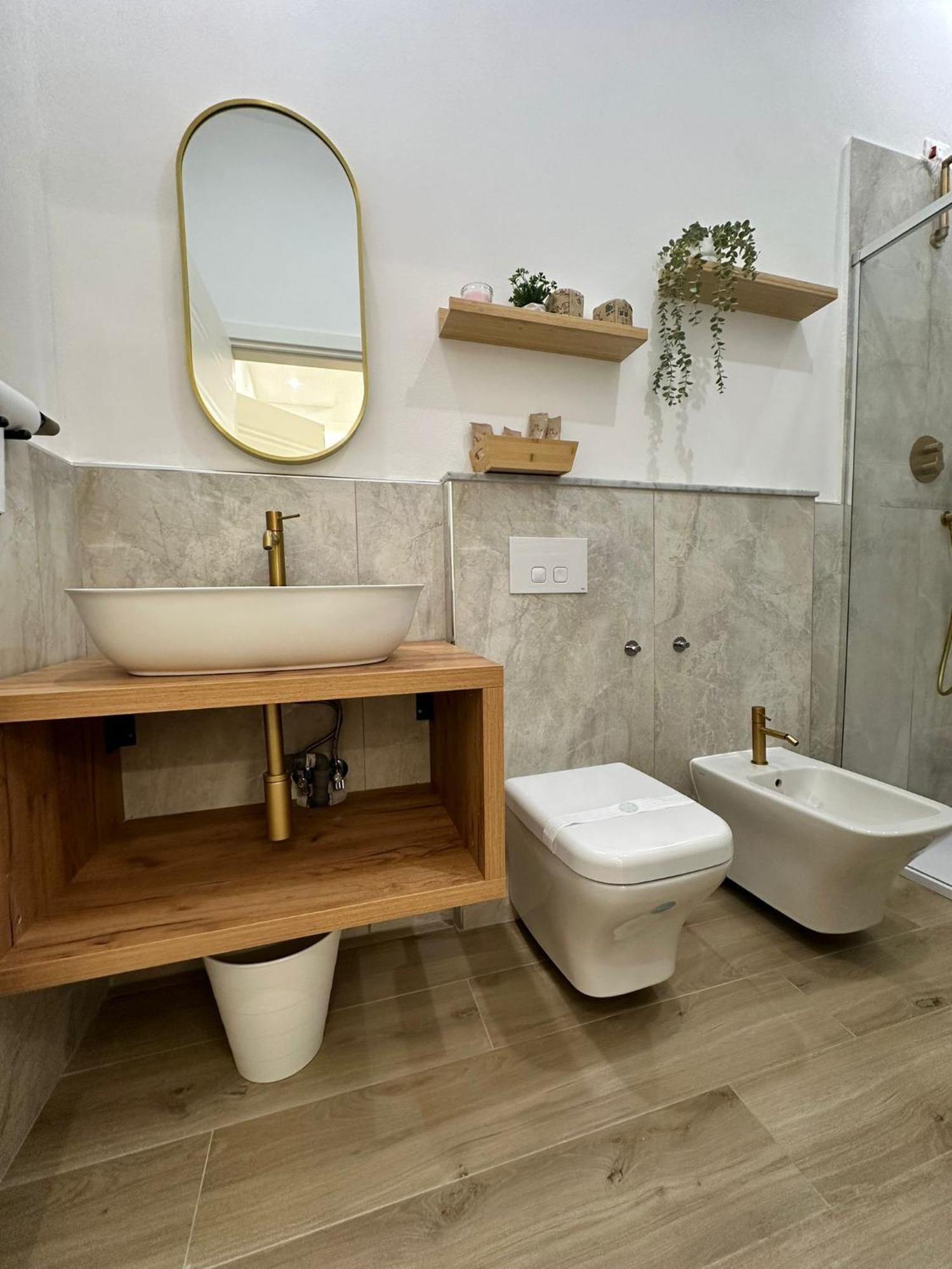 Center Rooms לה ספציה מראה חיצוני תמונה