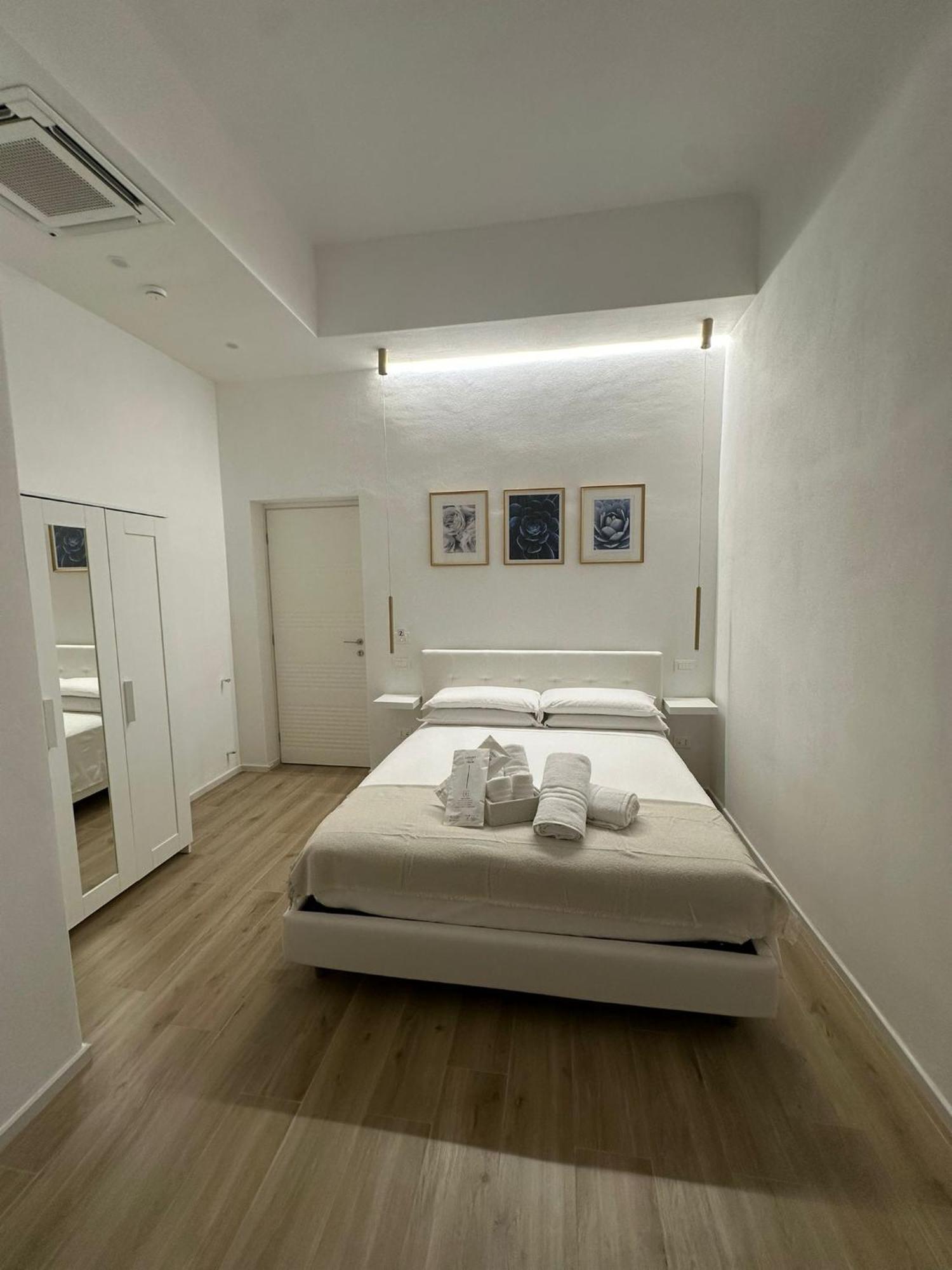 Center Rooms לה ספציה מראה חיצוני תמונה