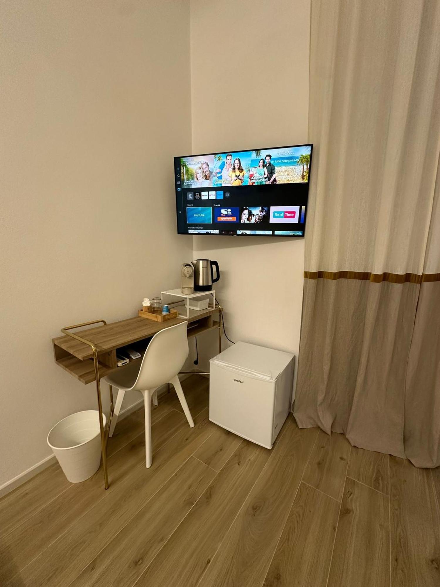 Center Rooms לה ספציה מראה חיצוני תמונה